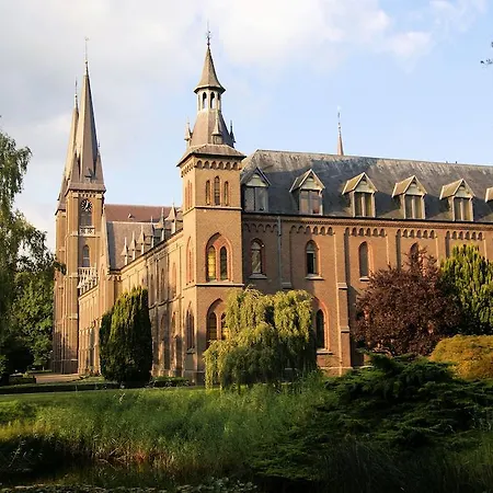 & Restaurant - De Hilver 호텔 디센